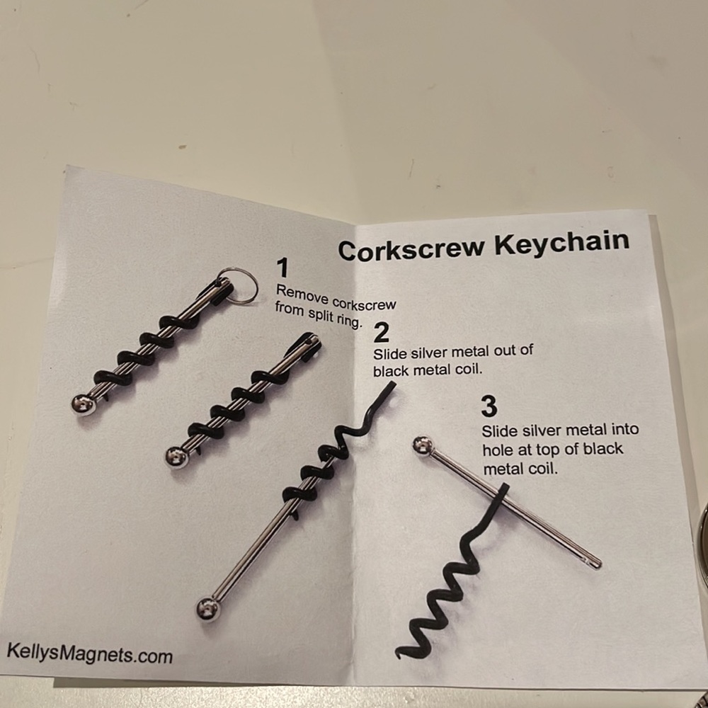 Corkscrew Keychain - Picture 2 of 4